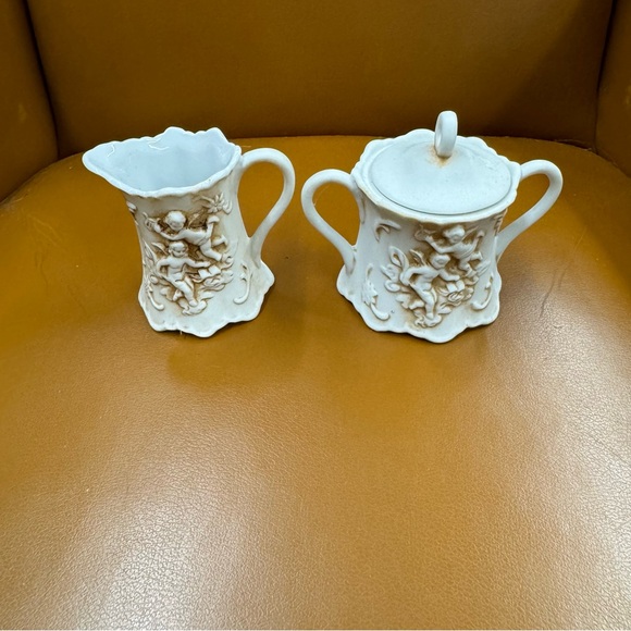 Vintage Lefton 215 Petite Creamer & Sugar Bowl with Cherubs Japan Bottoms Marked - Picture 2 of 11